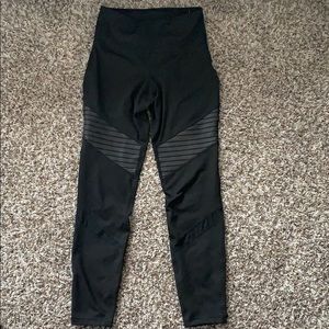 Old Navy dry fit leggings